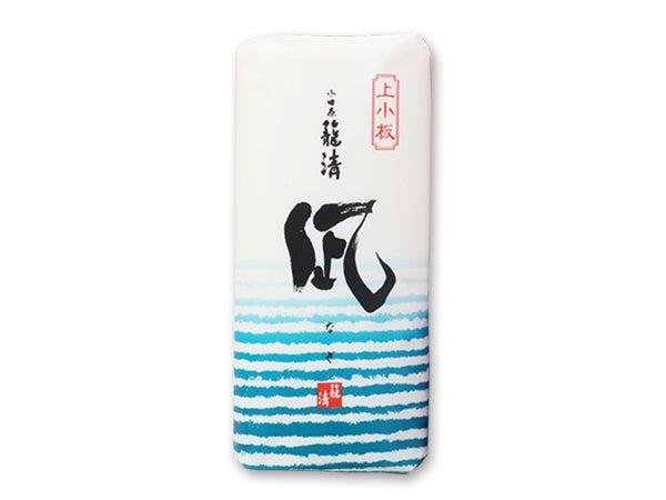 上小板 凪 白